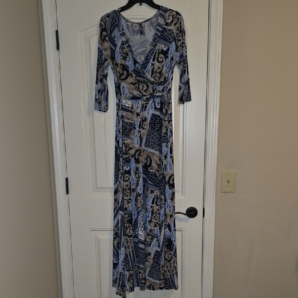 Elegant Blue Patterned Wrap Dress